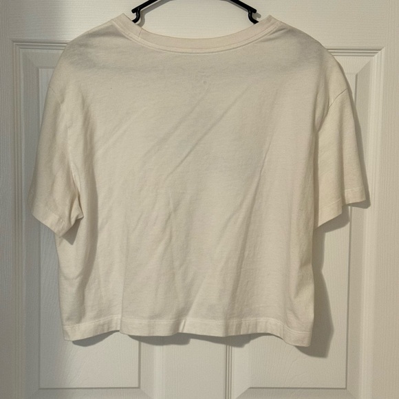 LG “THE NIKE TEE” CROP TOP! - Picture 2 of 5